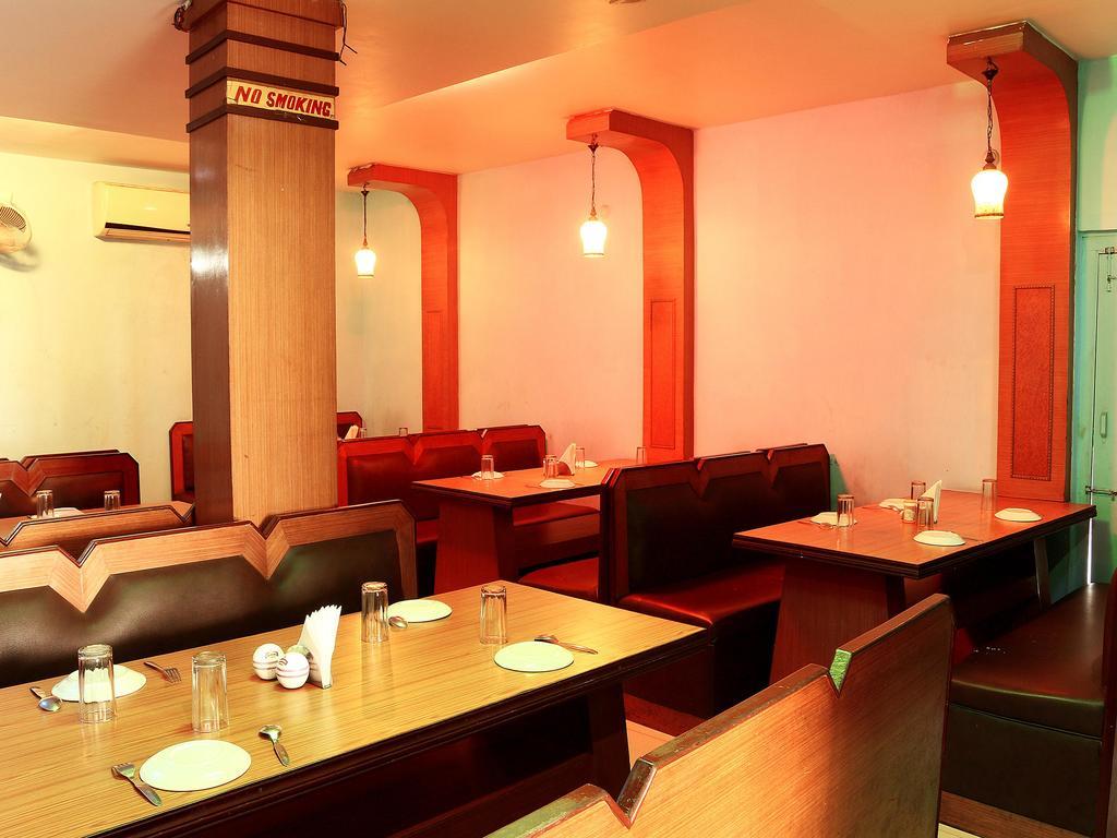 Oyo 1348 Hotel Zaika Inn Hāora Kültér fotó